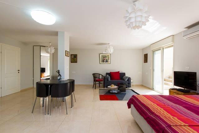 Magnificent Studio In Zichron Yaakov Sea View And Garden 兹奇隆亚科夫 外观 照片