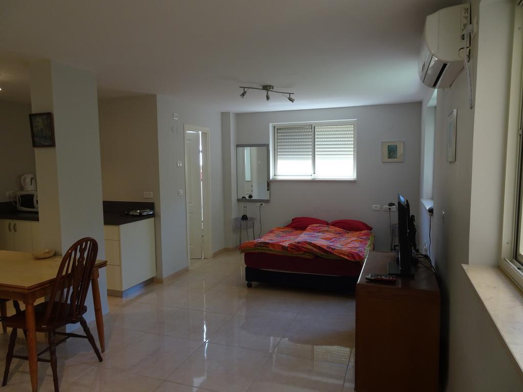 Magnificent Studio In Zichron Yaakov Sea View And Garden 兹奇隆亚科夫 外观 照片