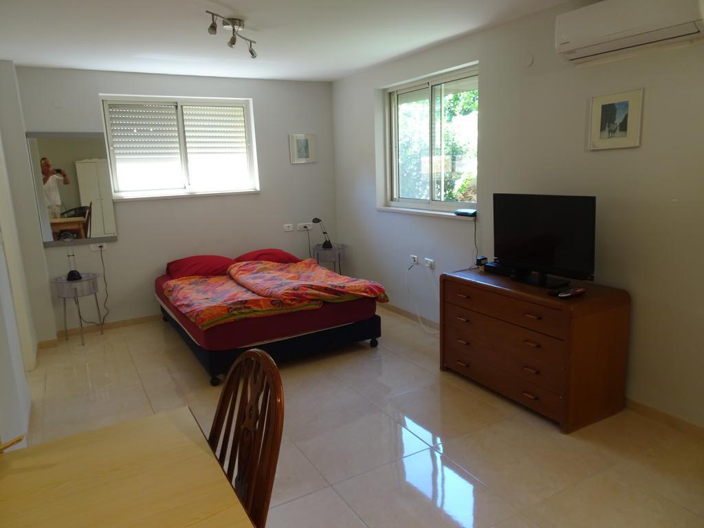 Magnificent Studio In Zichron Yaakov Sea View And Garden 兹奇隆亚科夫 外观 照片